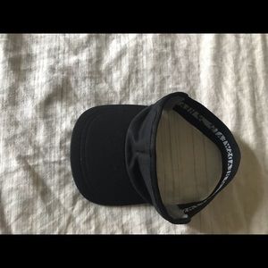 Black visor Headsweats brand